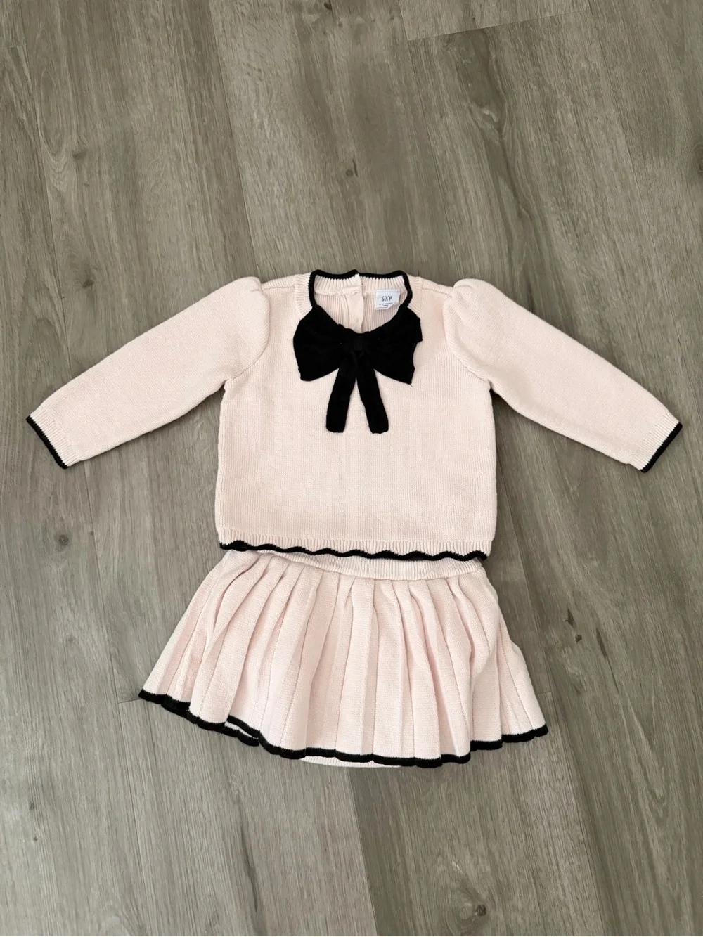 GAP Baby Set in Light Pink Size 6-12 months